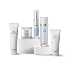 Axxzia Beauty Force set 2: (Axxzia Beauty Force foaming wash, Axxzia Beauty Force Fine lotion , Axxzia Beauty Force essence , Axxzia Beauty Force Moist Cream EX)  