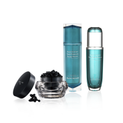 Bijou de Mer антивозрастной уход (Bijou de Mer Beaute Invariante Speed Penetrate Derma Booster, Beauté invariante The Serum EssenceBijou de Mer Beauté invariante The Serum Essence, Bijou de Mer DDS BK Firmer Capsule Revitalisant Essence / ЧЕРНАЯ) 